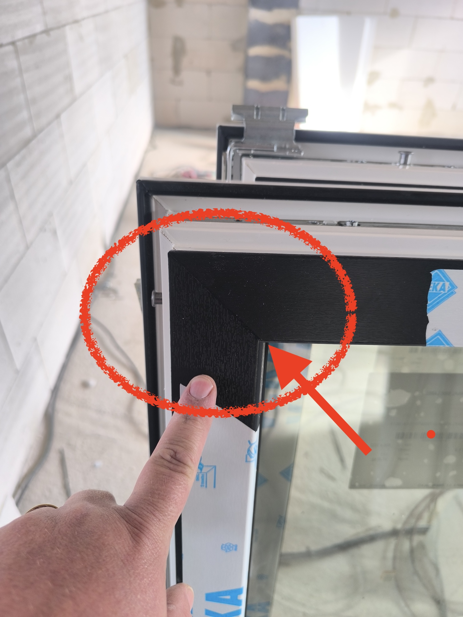 Detail kontroly a seřízení okenního křídla